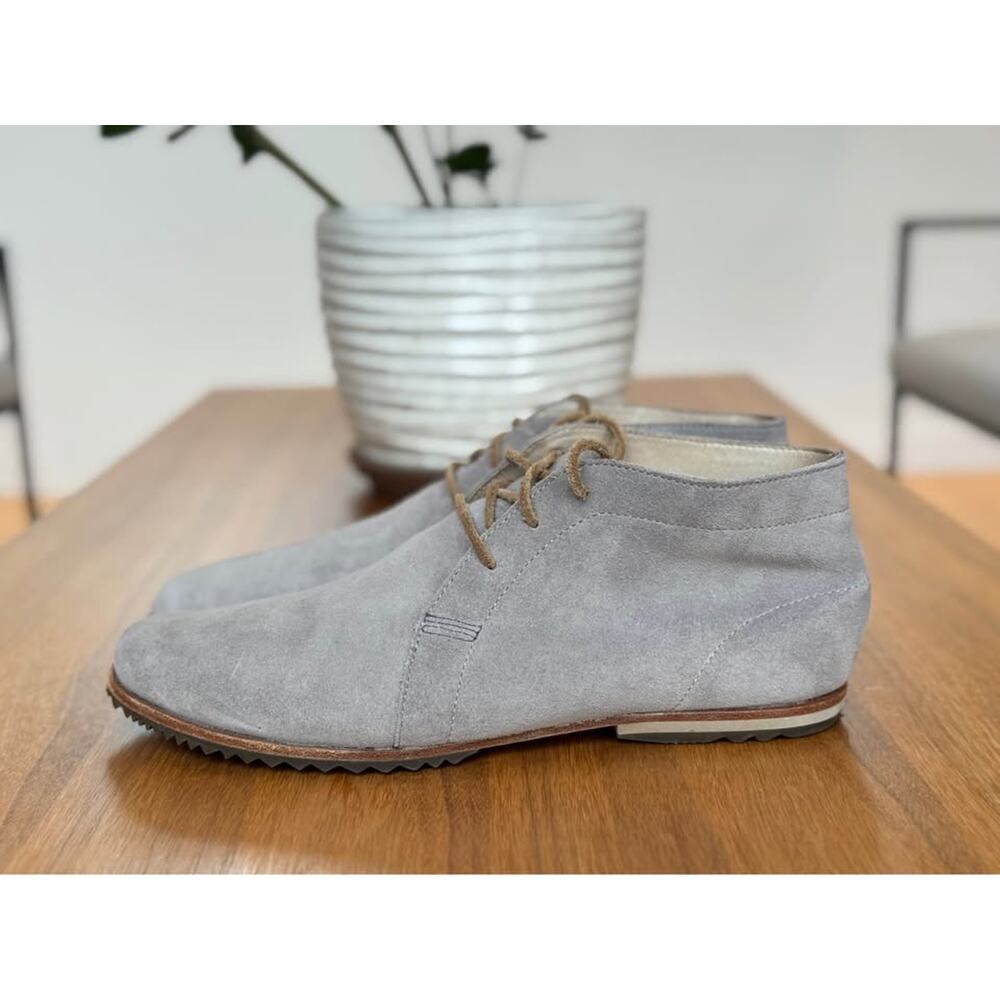Sorel Brand Men’s Size 9.5 Shoes